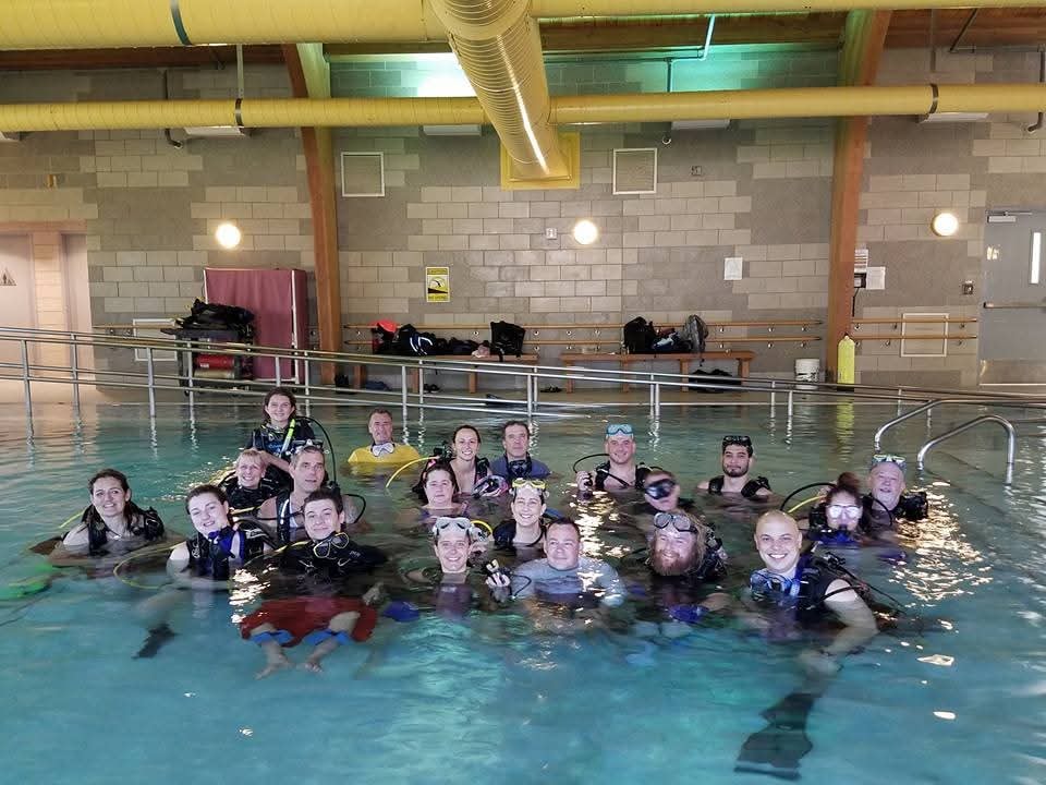 Adaptive scuba diving — community pool session
